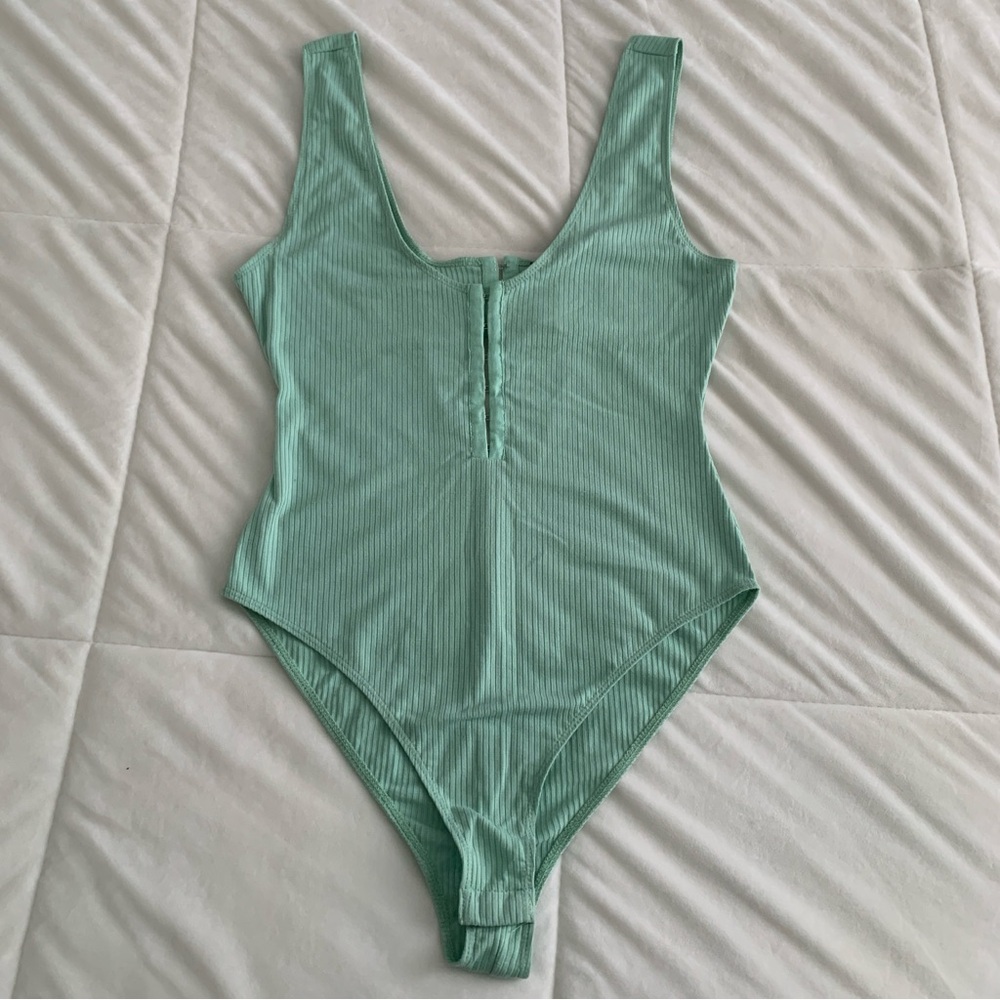 Women’s mint green bodysuit